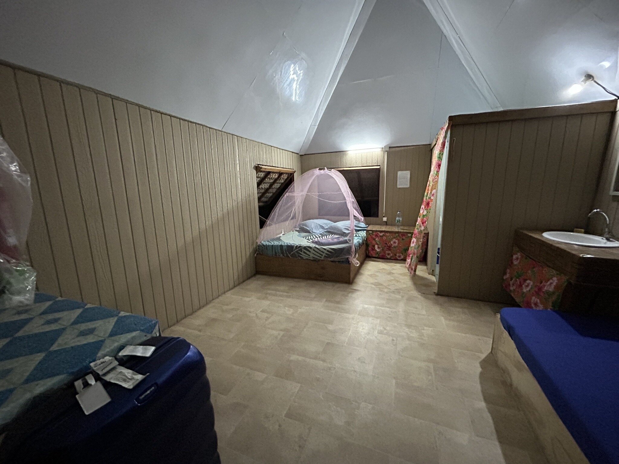 Tetamanu Village-官方