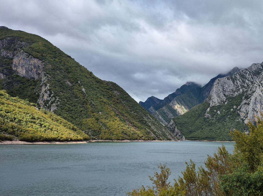 Komani Lake Boat Tours-Koman必去景点