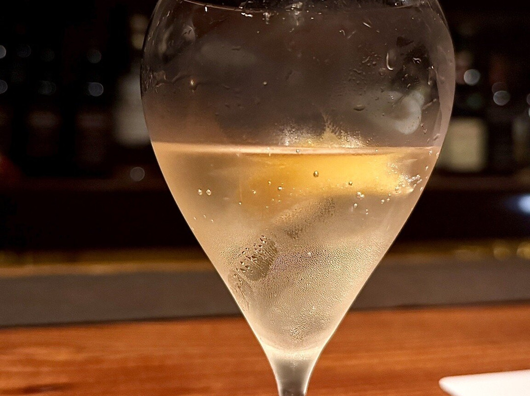 バー ル・ルフュージュ