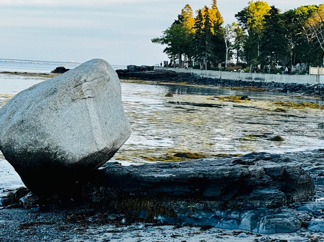 Balance Rock Inn主图