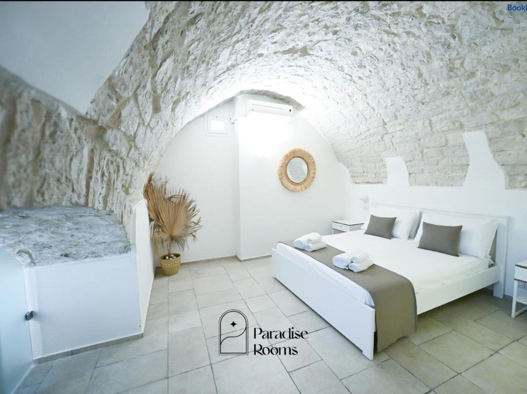 Paradise Rooms