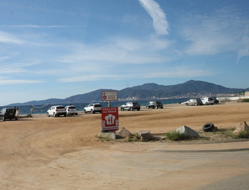 Plage d'Agosta-Albitreccia必去景点