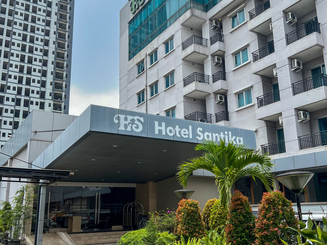 Hotel Santika Mega City Bekasi主图