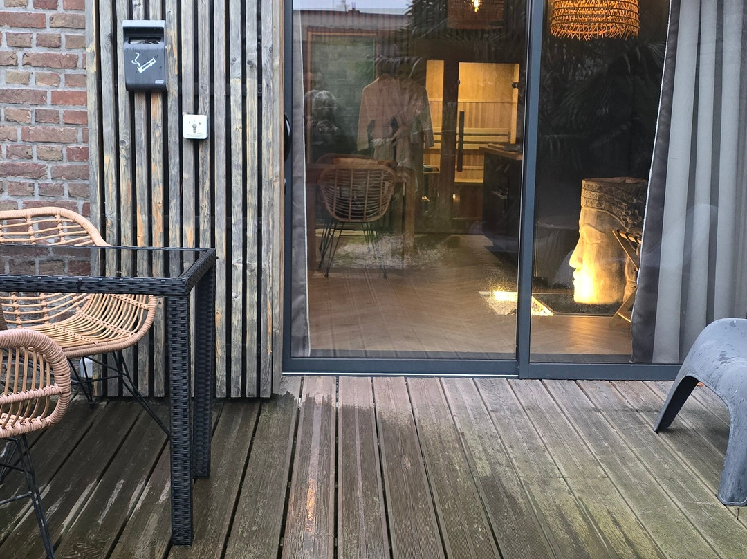 L'Escapade Romantique主图