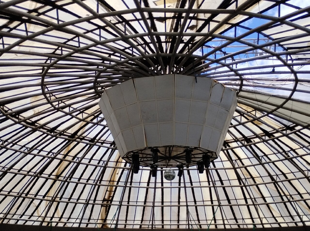 Ópera de Arame-库里提巴必去景点