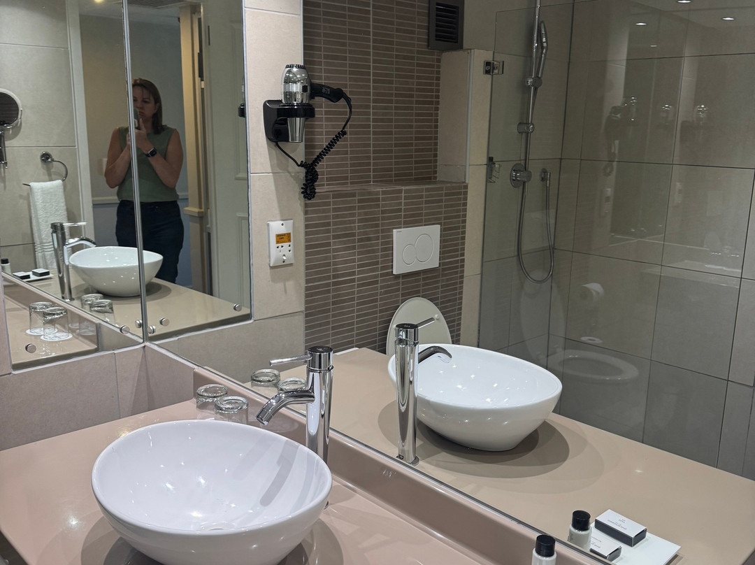 Lord Charles Hotel主图