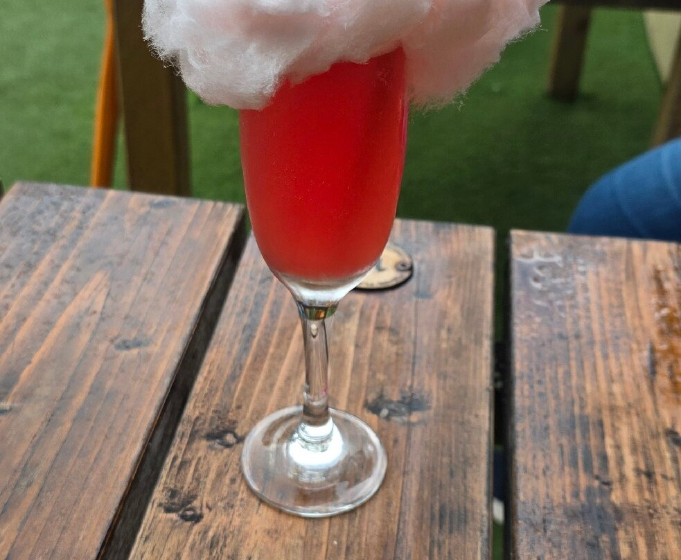 Decades Retro Cafe Bar