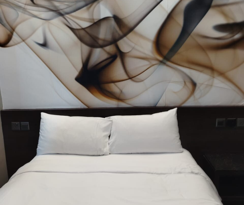 新加坡威大酒店－劳明达主图