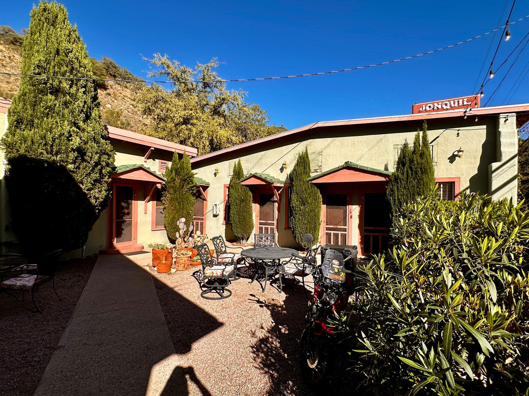 Jonquil Motel主图