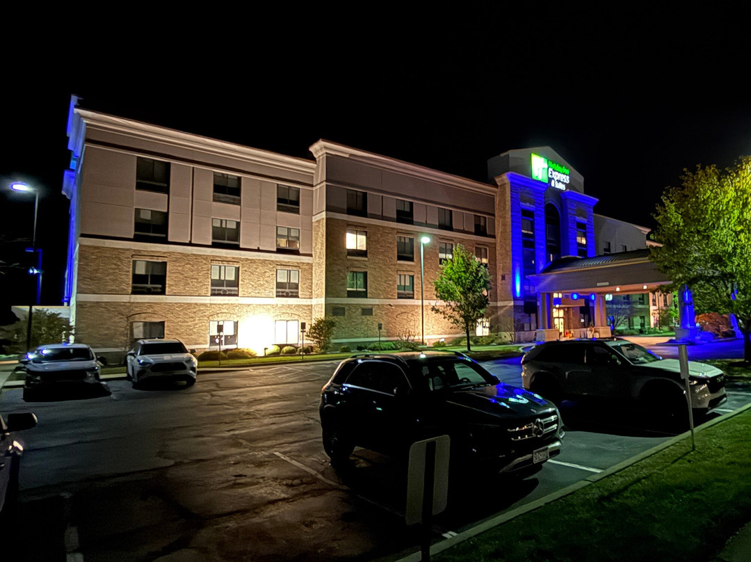 约翰斯敦智选假日酒店主图