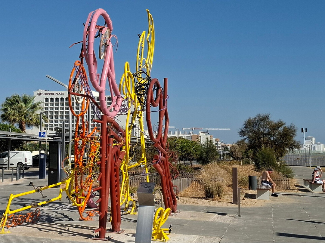 Sketchy Crab-夸尔泰拉必去景点