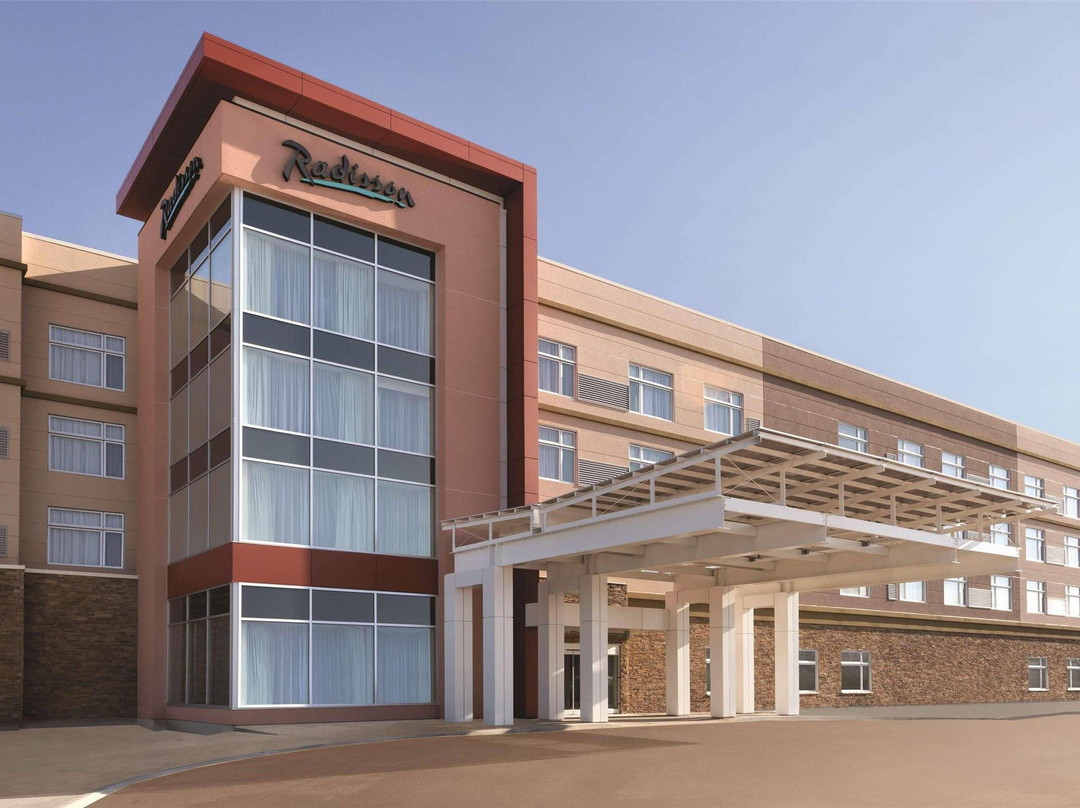 弗雷德里克顿酒店住宿-Radisson Kingswood Hotel & Suites, Fredericton, NB