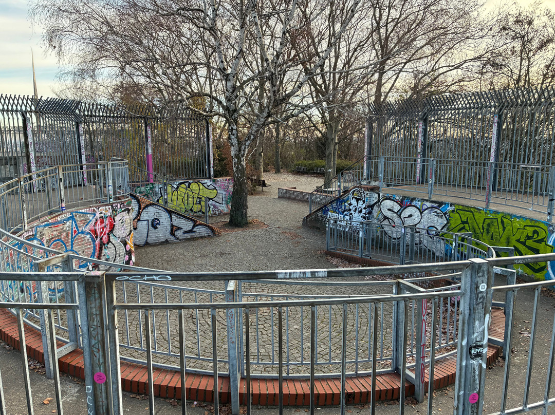 Humboldthain Flak Tower-柏林必去景点