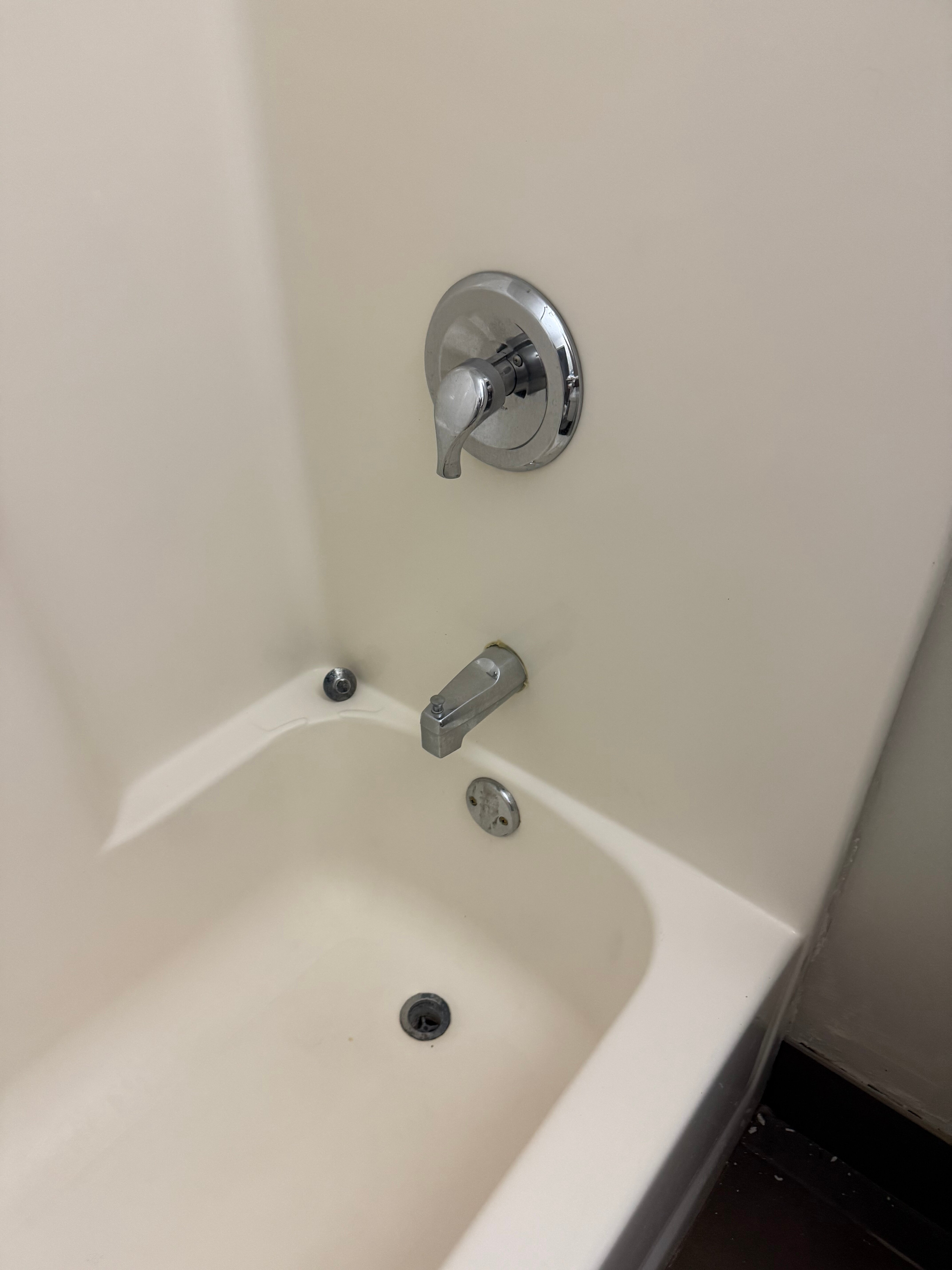 Microtel Inn & Suites by Wyndham Tifton-浴室