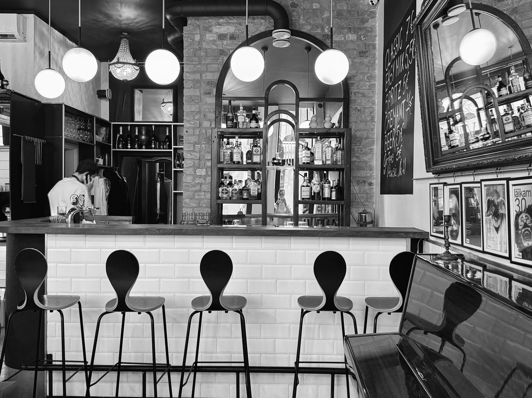 Vivien Bar Brasserie