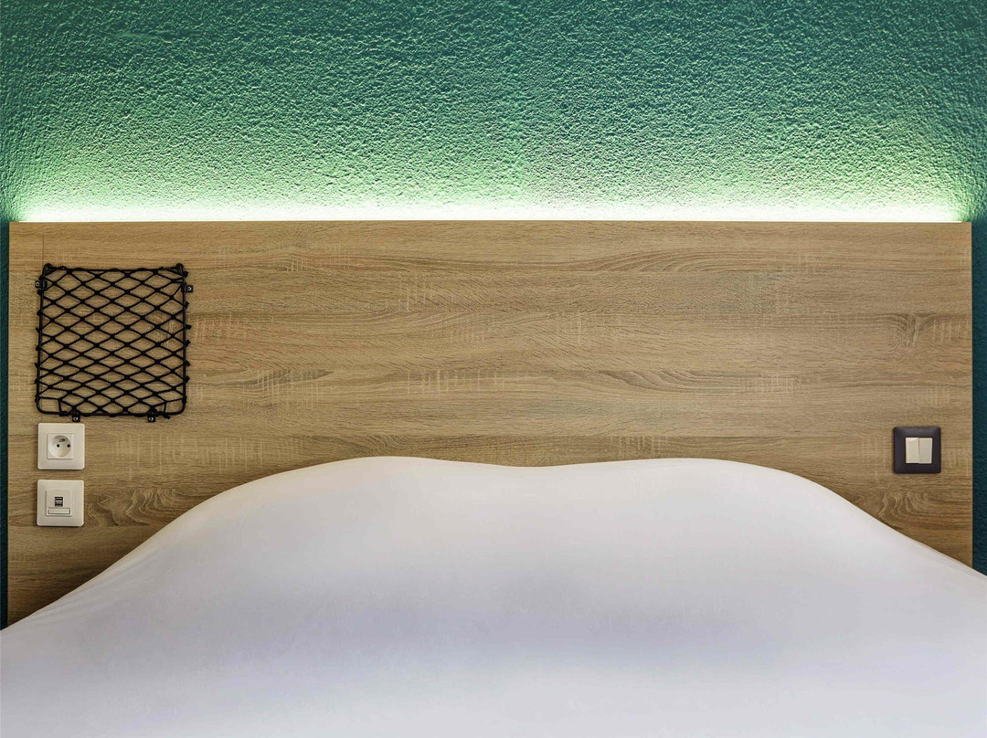 米卢斯中心西 hotel F1 酒店