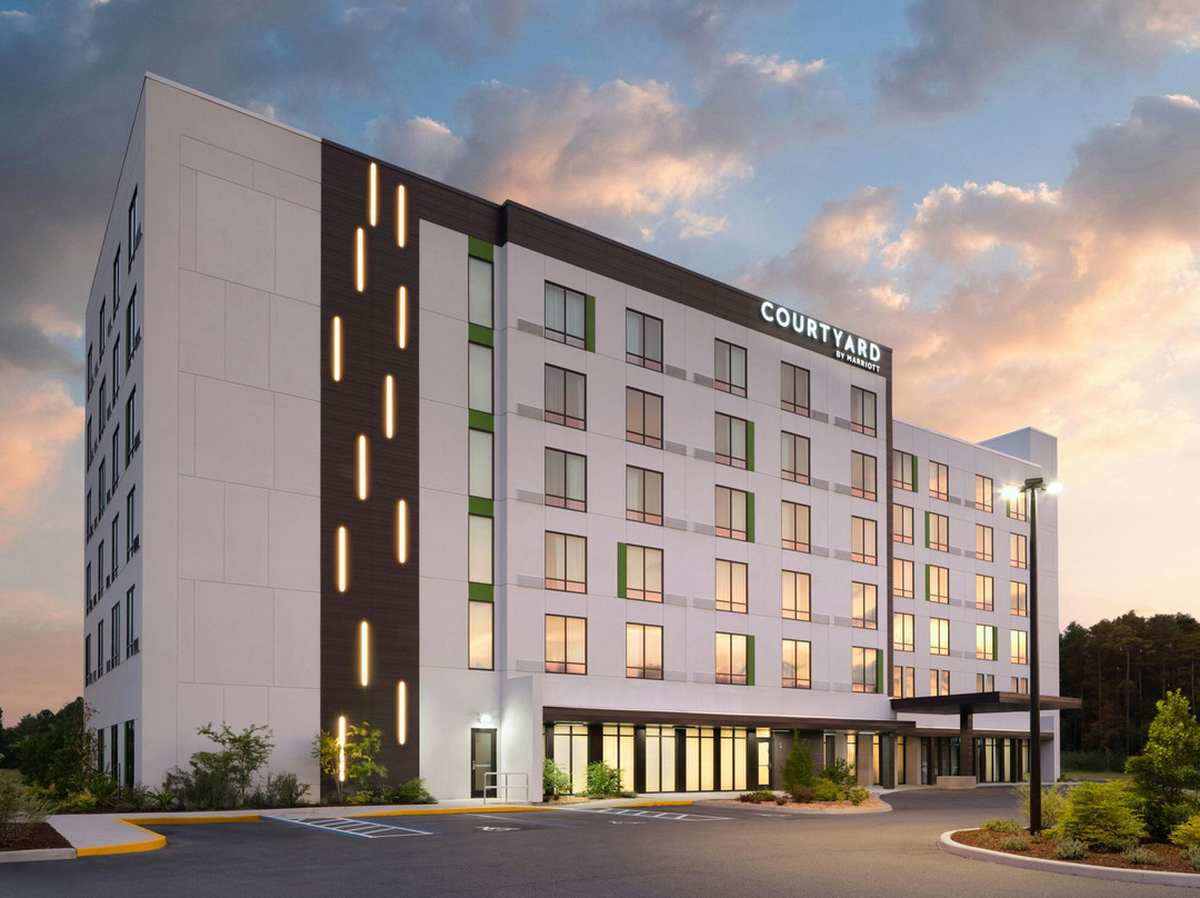 Courtyard by Marriott Lake City