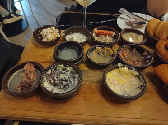 La Ollita Restaurant Y Marisquería