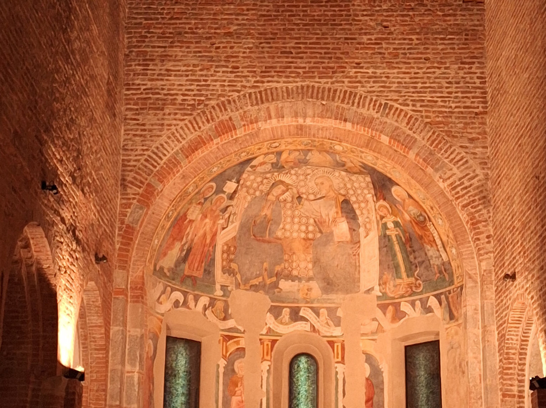 Basilica di Santa Maria in Calvenzano-Vizzolo Predabissi必去景点