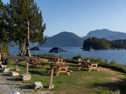 巴可迪度假村及码头主图