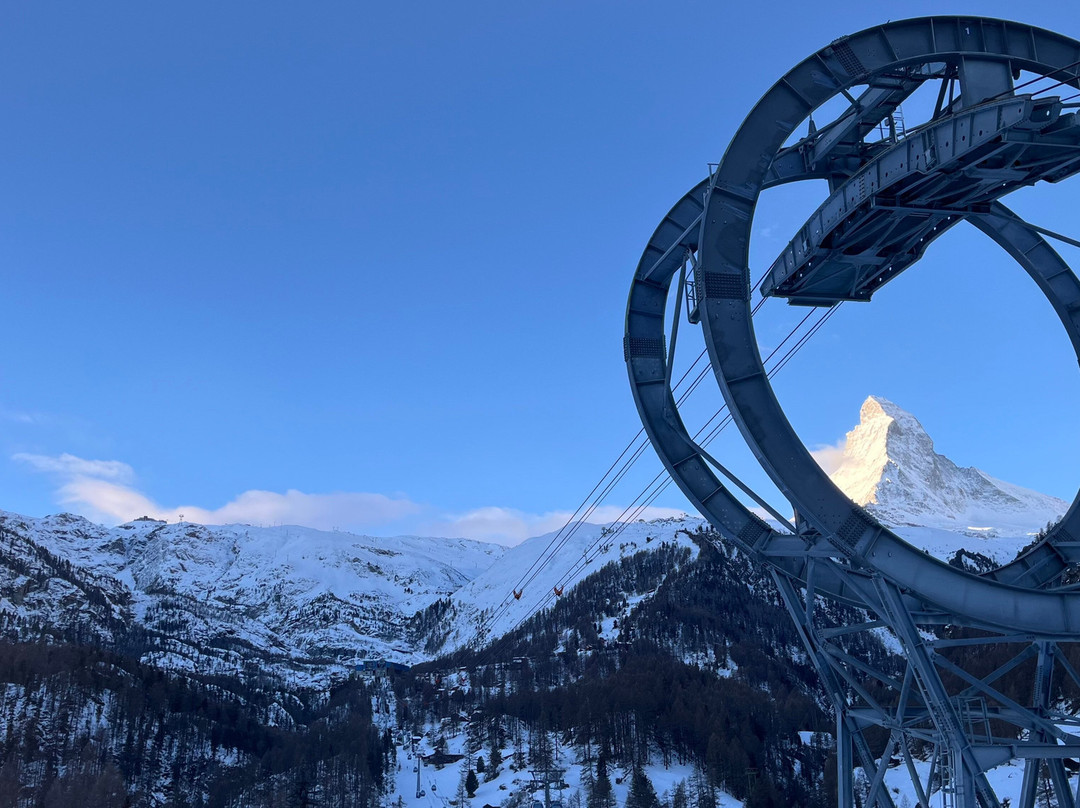 施拉夫洛卡尔聚焦设计酒店主图