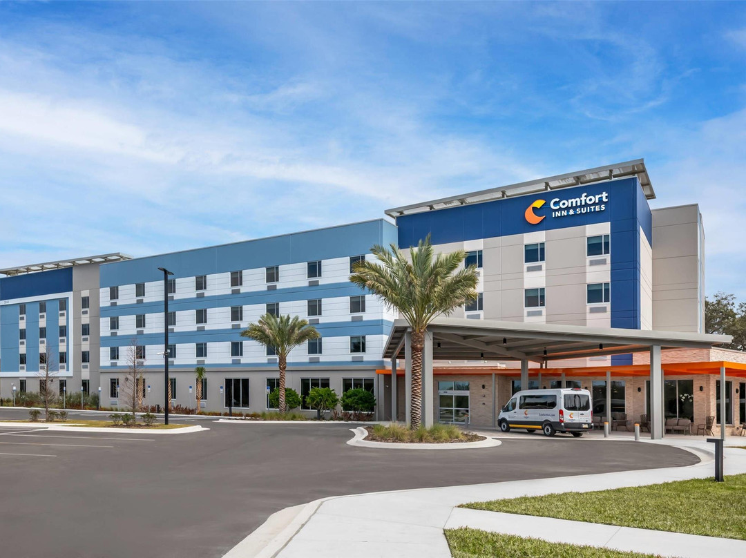 Comfort Inn & Suites Orlando Sanford Airport