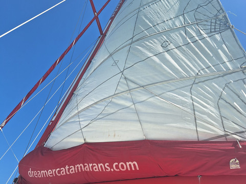 Dreamer Catamaran Cruises-蒙特戈贝必去景点