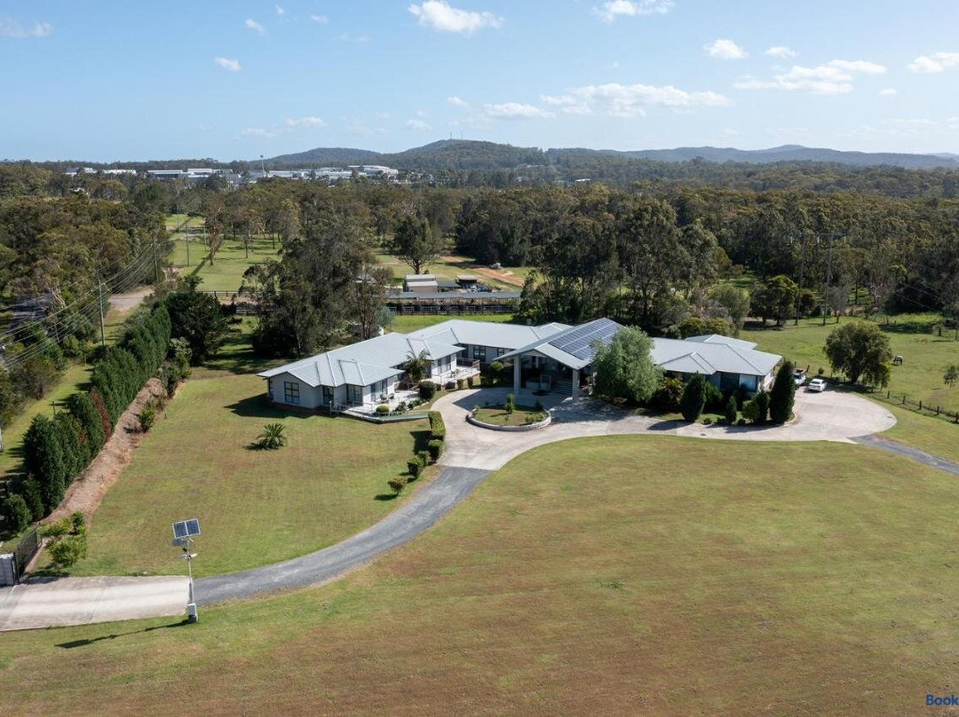 Lake Macquarie Hotel