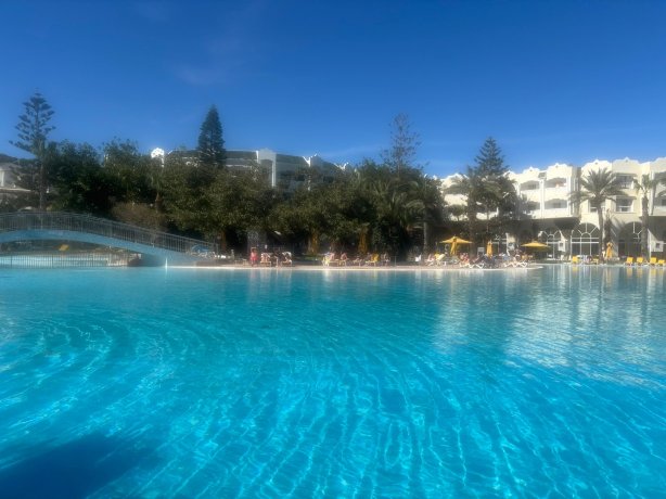 麦地亚海滩和水上公园-官方