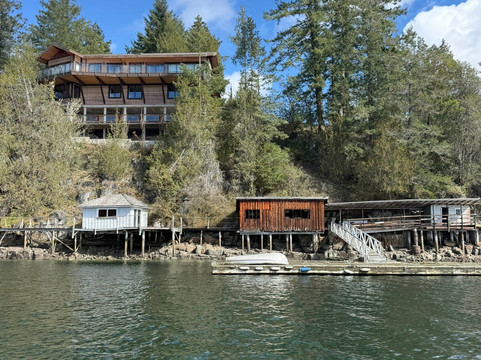 SloCat Harbour Tours-马德拉公园镇必去景点