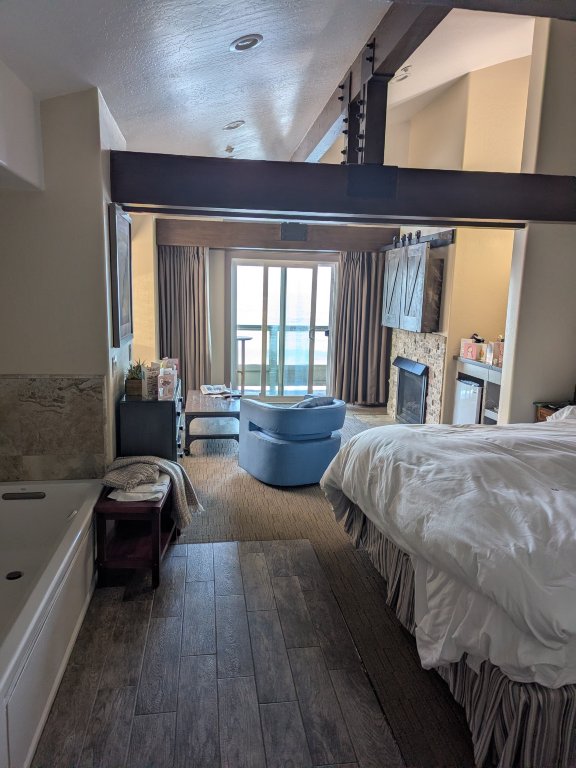 米拉马尔海滩龙柏酒店-客卧