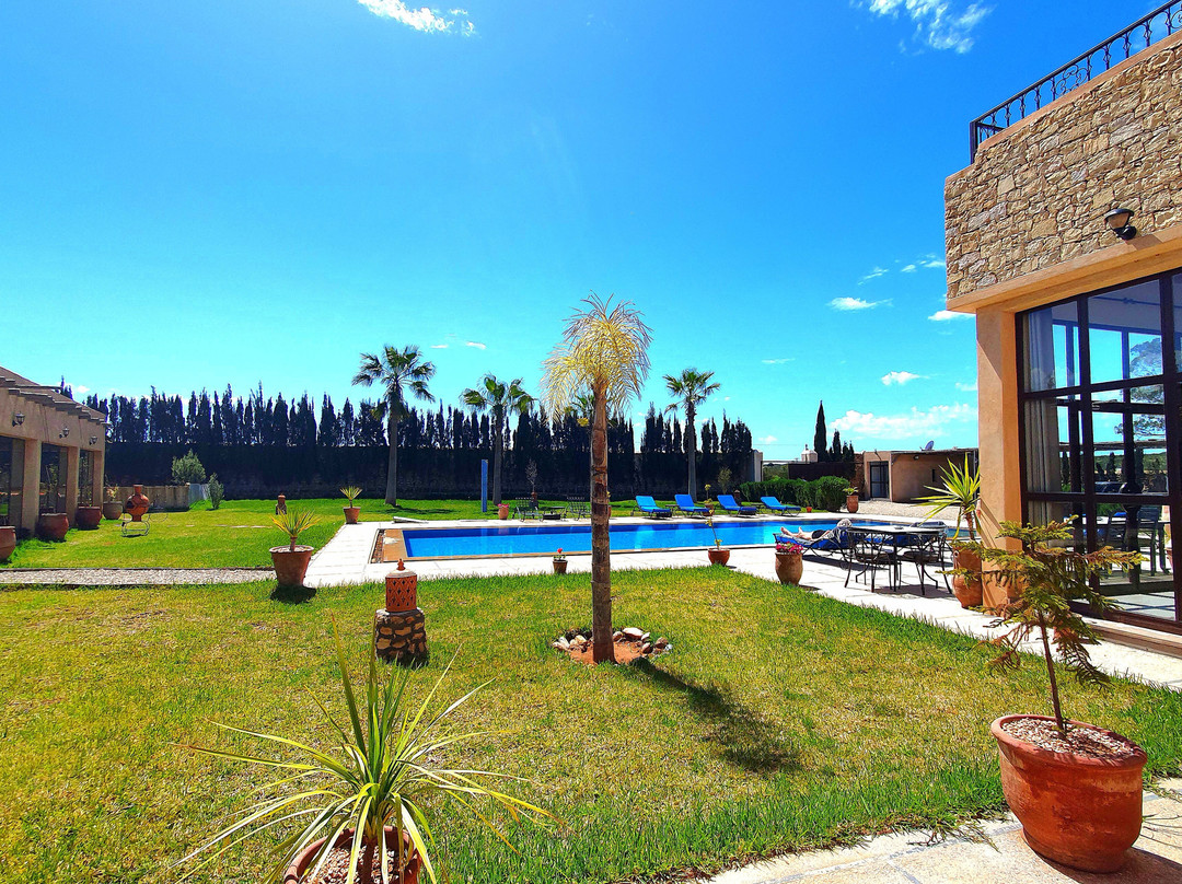 达尔艾曼索维拉酒店主图