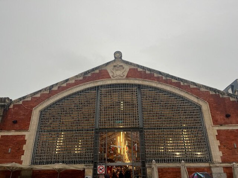 Mercado Les Halles-比亚里茨必去景点