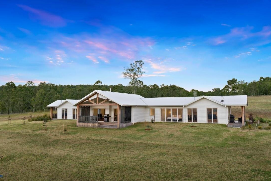 Molly Morgan Villas