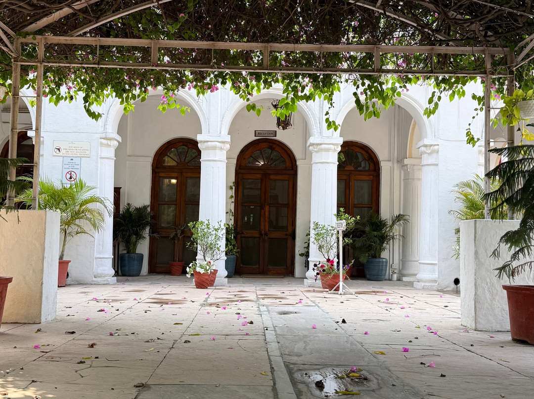 尼姆拉纳斯-凉亭宫酒店主图