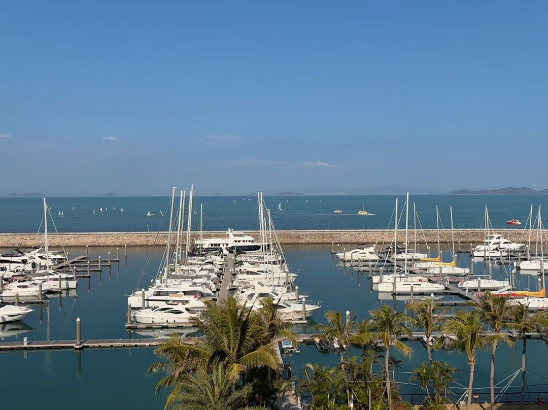 深圳浪骑瞻云度假酒店主图