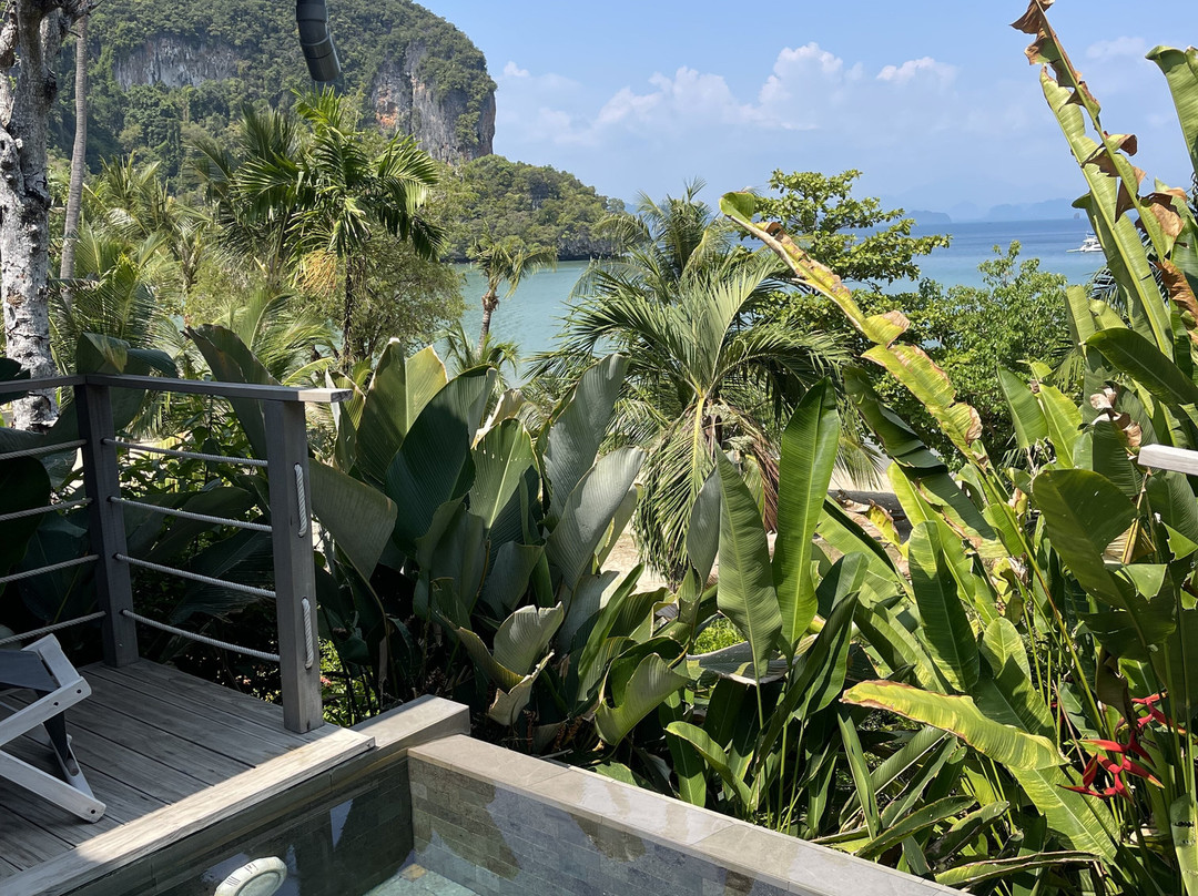 普吉阁遥岛天堂度假村主图