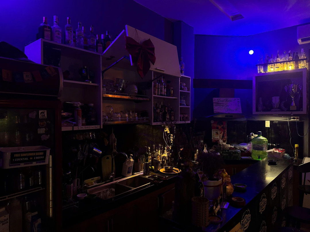 Last Hope Bar & Cafe