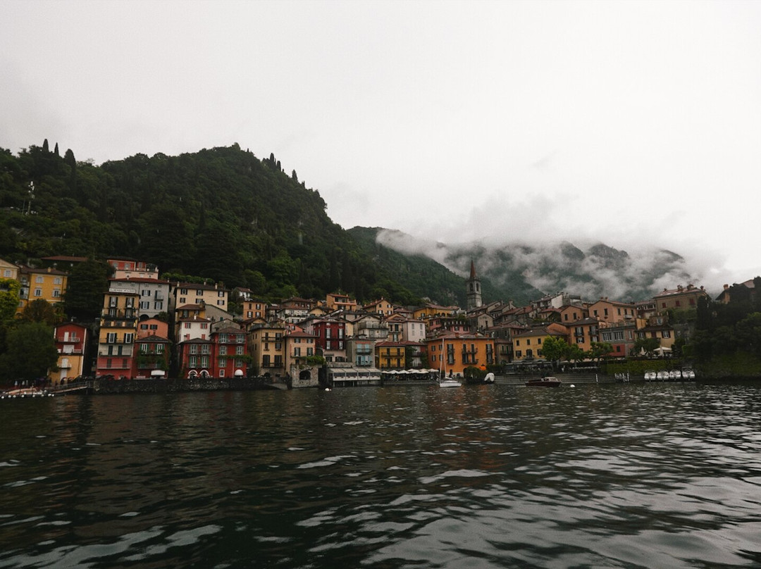 Lake Como Boat-瓦伦纳必去景点