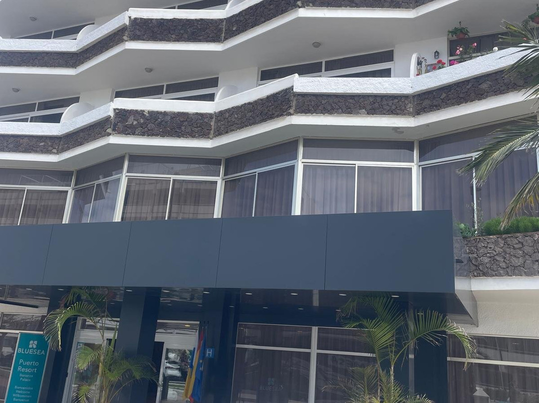 蓝海港口复合式度假村 - 卡纳里费酒店及波南萨宫殿组成主图