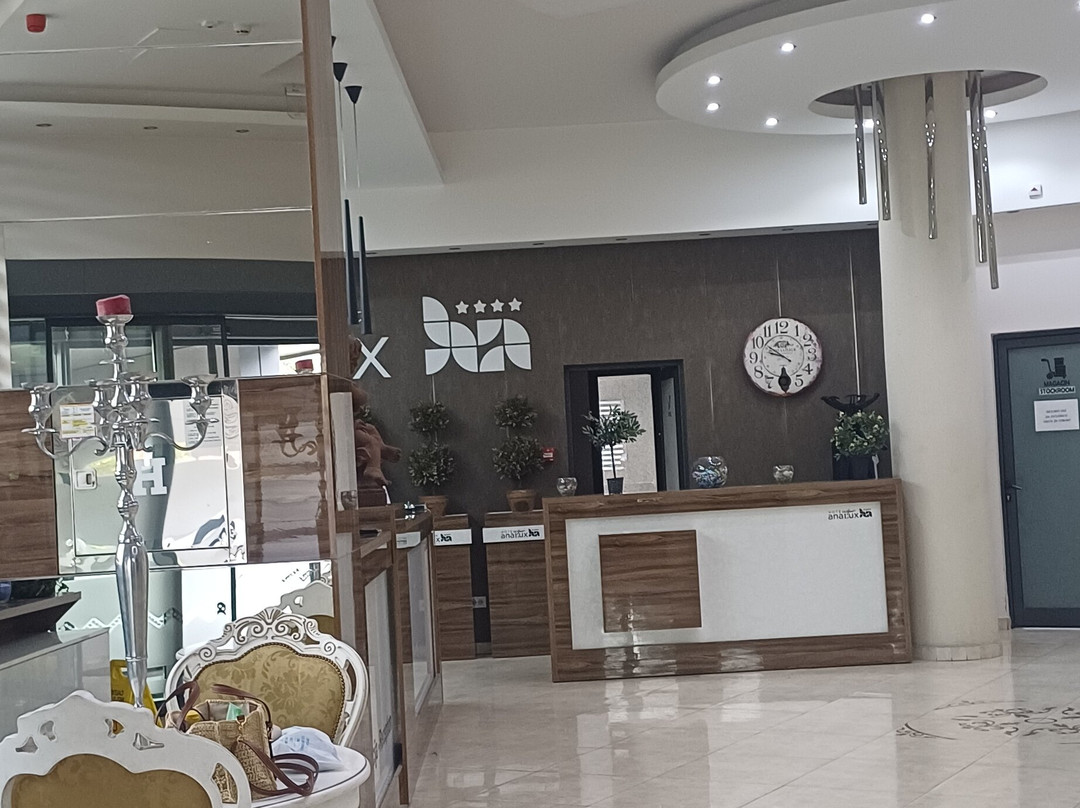 阿纳豪华温泉酒店主图