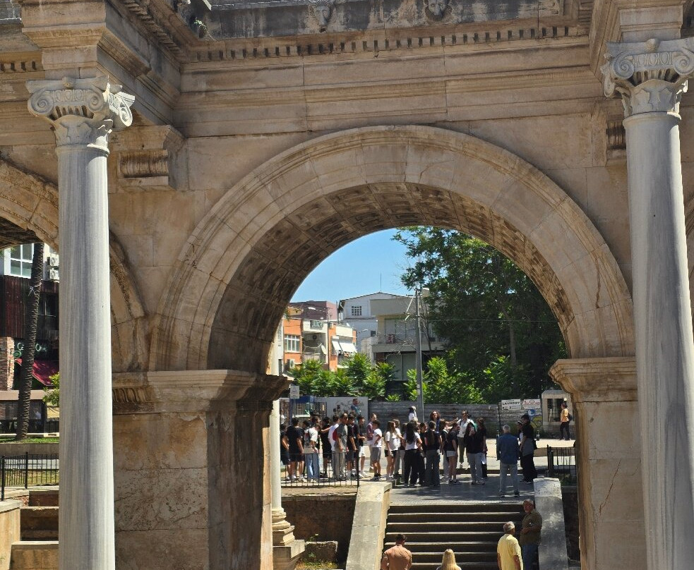 Hadrian's Gate-安塔利亚必去景点