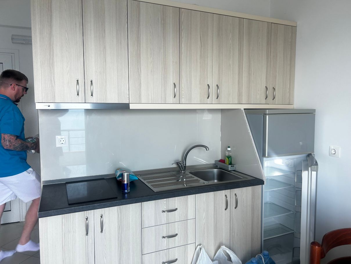 Mihalis Apartments-旅行者