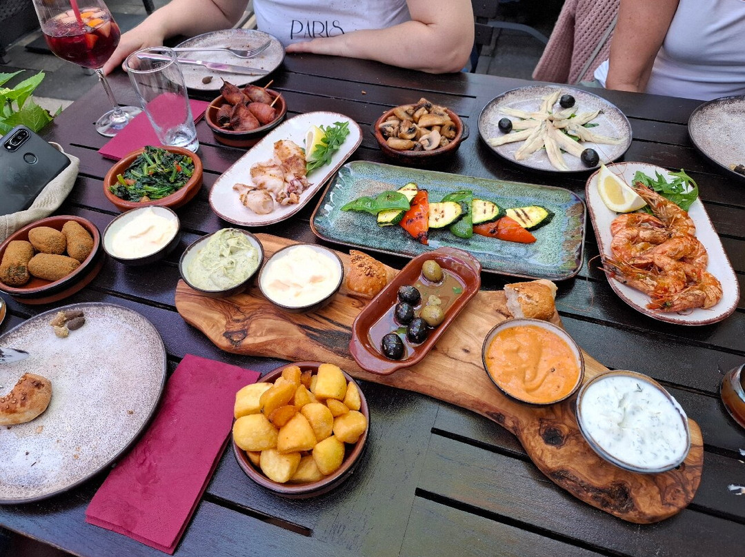 La Estrella Tapas Restaurante