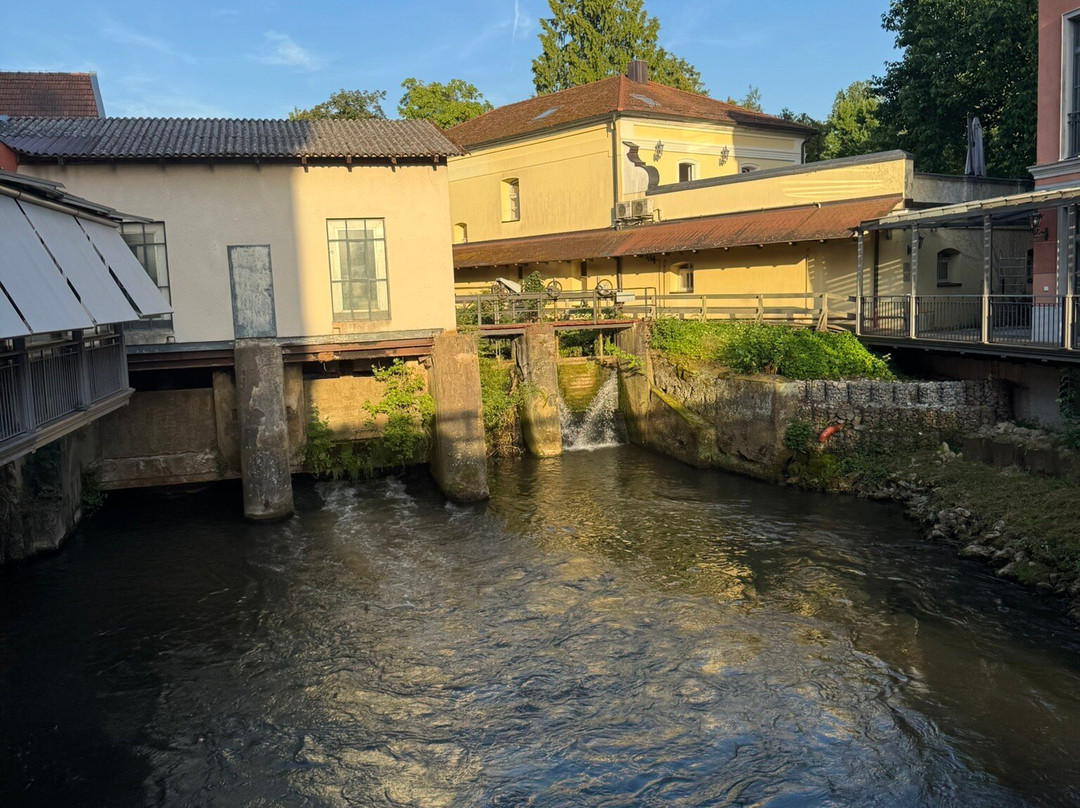 赖兴施万德多梅洛城堡酒店主图