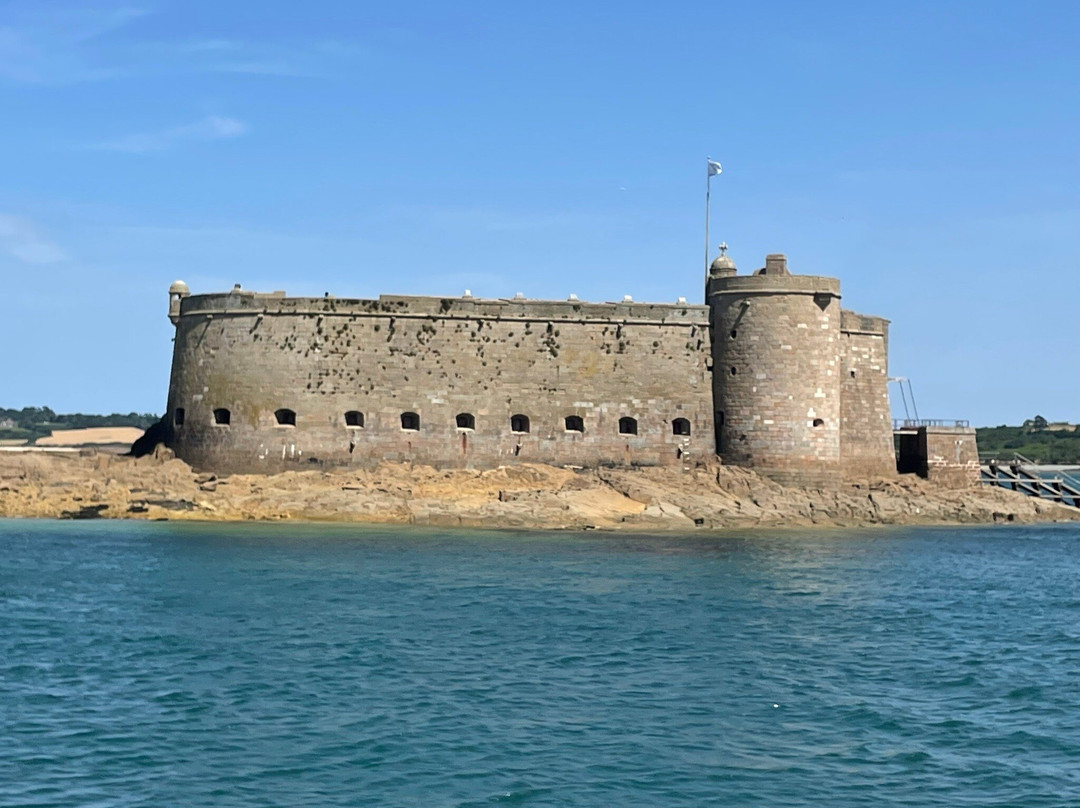 Chateau du Taureau-Carantec必去景点