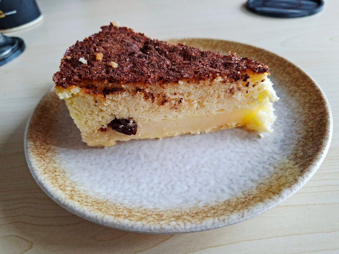 Yupa Salon With Coffee And Cake