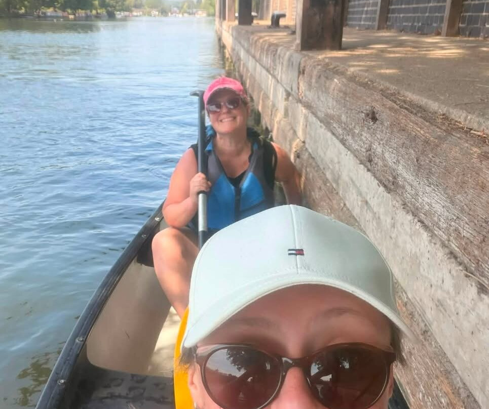 Henley Canoe Hire-泰晤士河畔亨利必去景点