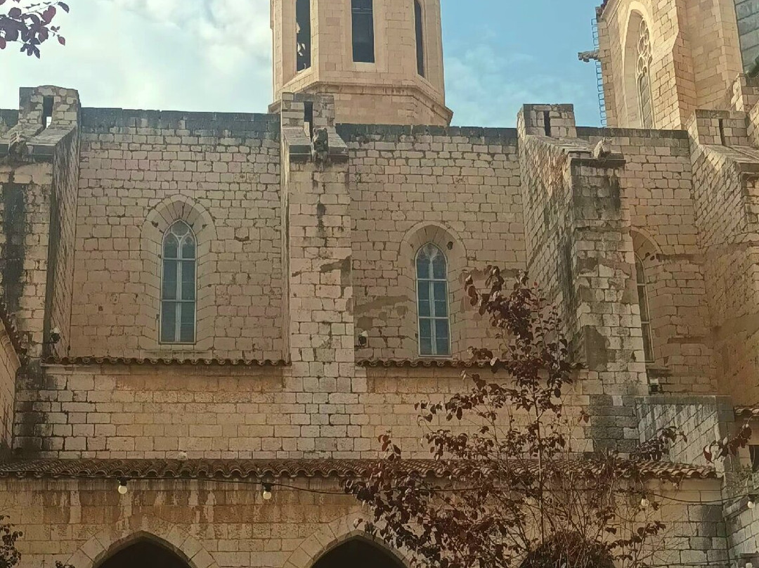 Iglesia de San Pedro-菲格拉斯必去景点