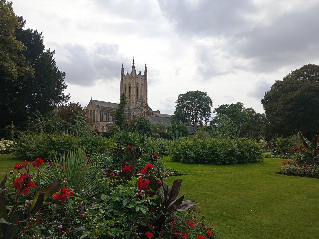 St. Edmundsbury Cathedral-圣埃德蒙兹伯里必去景点